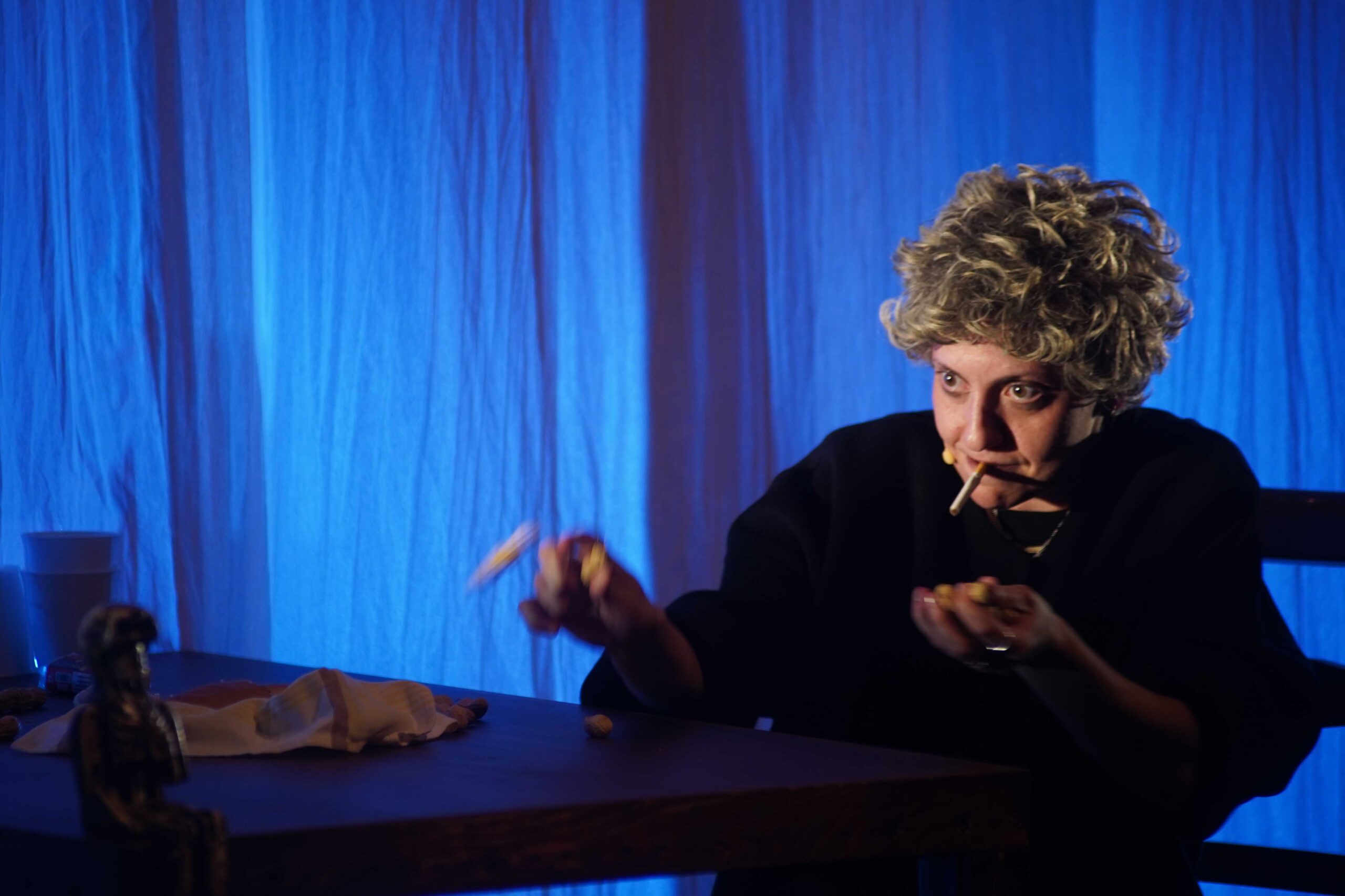 Serena Balivo in La morte ovvero il pranzo della domenica ph. Angelo Maggio 2