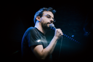 Stefano Rapone: il comico dai ruoli mai principali